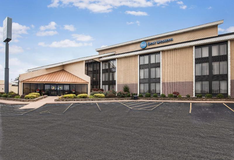 בית מלון כפרי Best Western Ashbury Inn