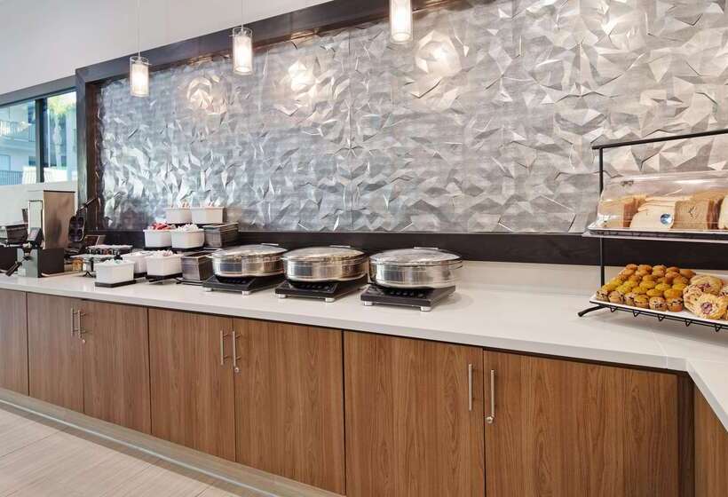 هتل Best Western Carlsbad By The Sea