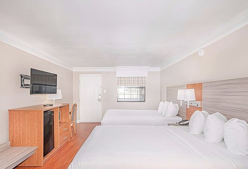 فندق Casa Bella Inn & Suites Extended Stay