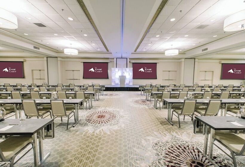 فندق Courtyard By Marriott Nashua