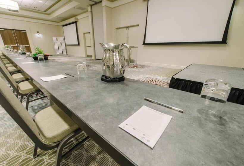 فندق Courtyard By Marriott Nashua
