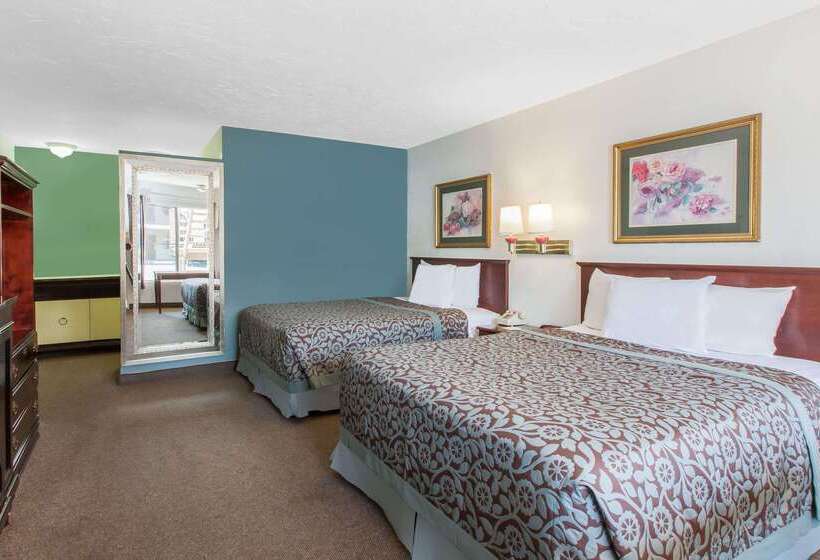 هتل Days Inn By Wyndham Camarillo  Ventura