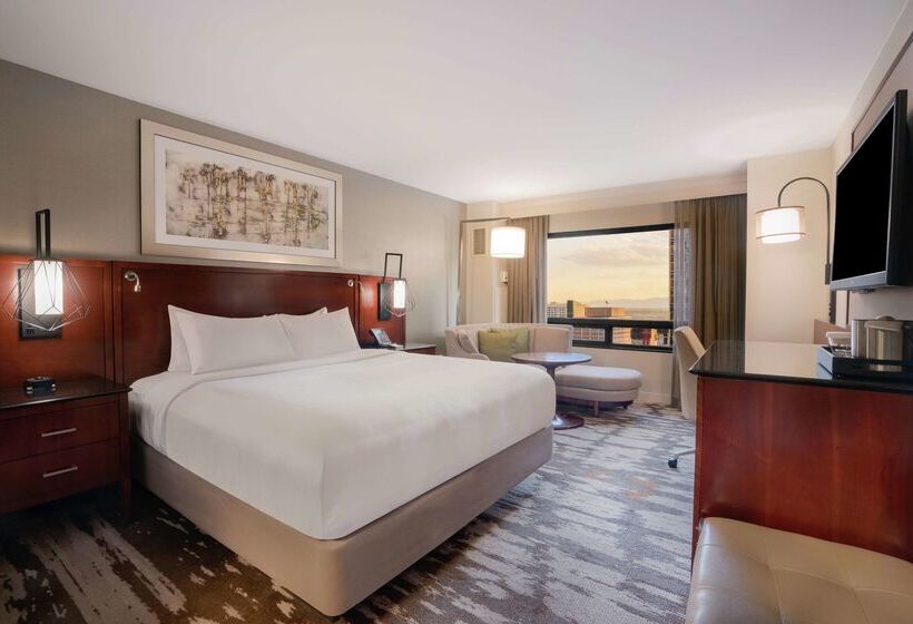 هتل Hilton Denver City Center