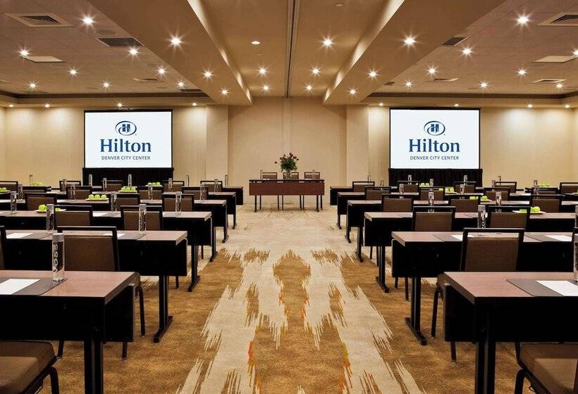 هتل Hilton Denver City Center