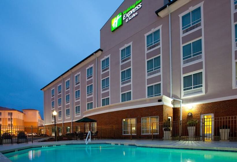 هتل Holiday Inn Express & Suites   Valdosta, An Ihg