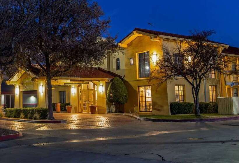 בית מלון כפרי La Quinta Inn By Wyndham Amarillo Midcity