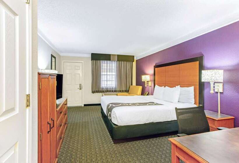 בית מלון כפרי La Quinta Inn By Wyndham And Conference Center San Angelo