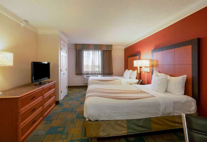 فندق La Quinta Inn By Wyndham Cheyenne