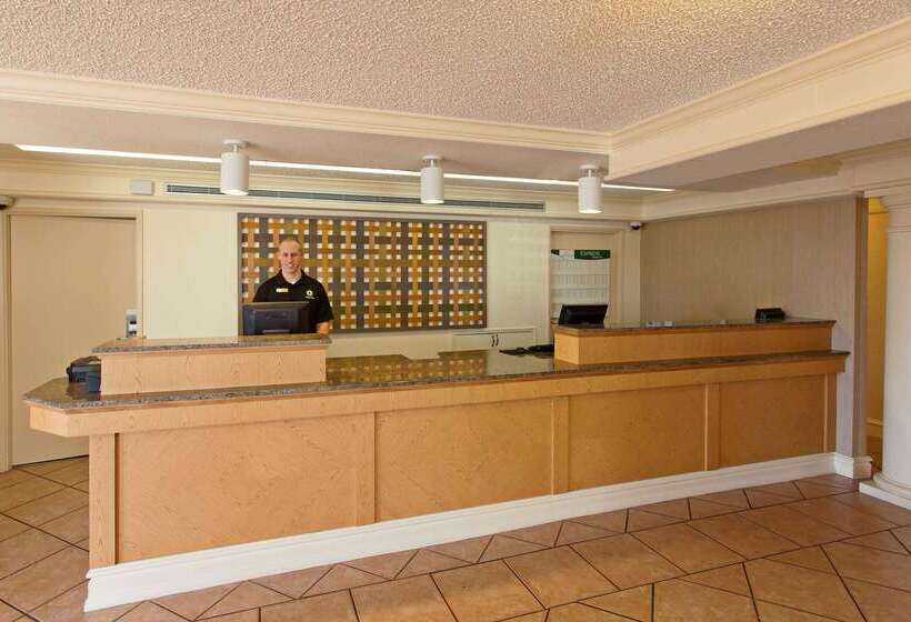 ホテル La Quinta Inn By Wyndham Costa Mesa Orange County
