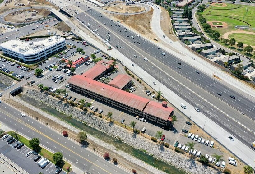 ホテル La Quinta Inn By Wyndham Costa Mesa Orange County