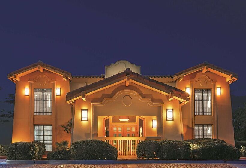 هتل La Quinta Inn By Wyndham Midland