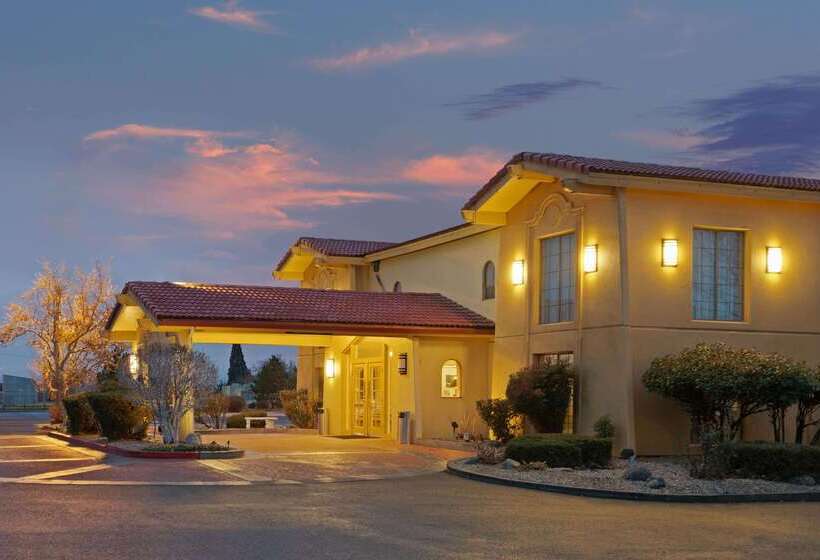 هتل La Quinta Inn By Wyndham Reno
