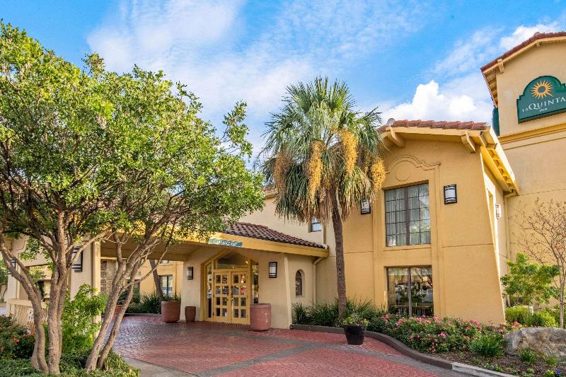 هتل La Quinta Inn By Wyndham San Antonio Market Square