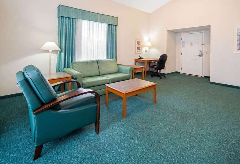 هتل Days Inn By Wyndham San Diego Vista