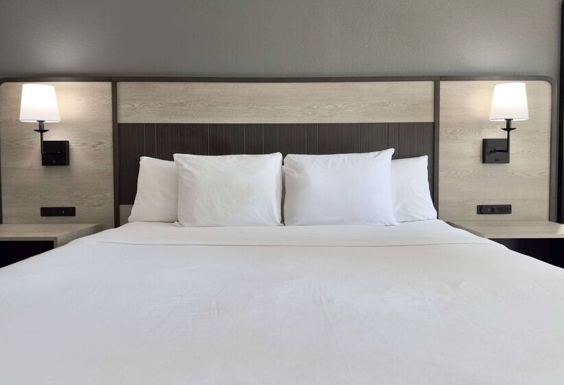 בית מלון כפרי La Quinta Inn By Wyndham Stockton