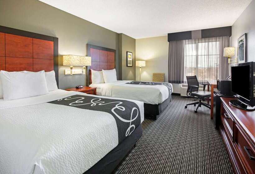 هتل La Quinta By Wyndham Dfw Airport South / Irving