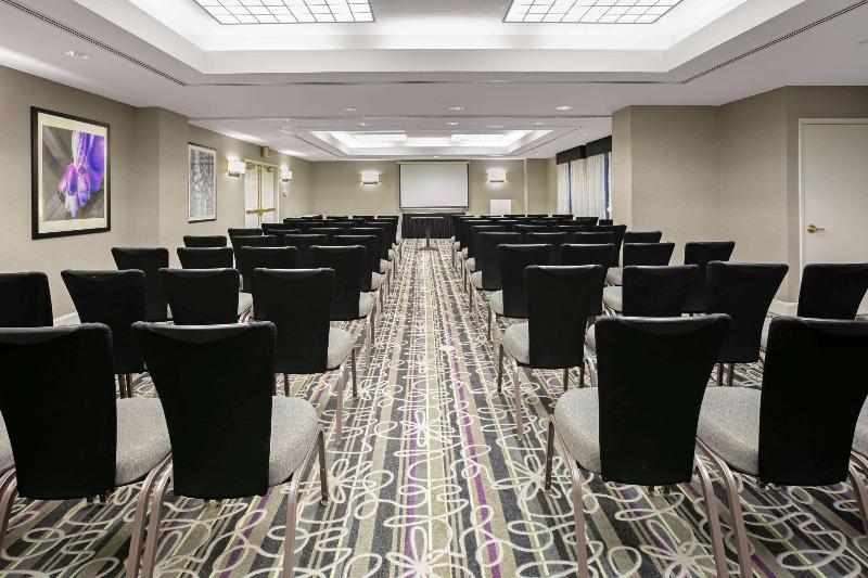 هتل La Quinta By Wyndham Dfw Airport South / Irving