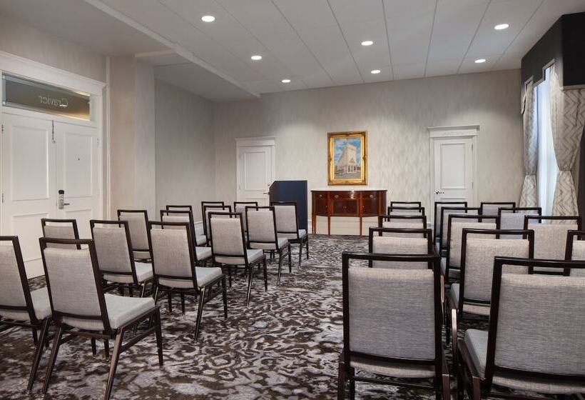 فندق Le Pavillon, New Orleans, A Tribute Portfolio
