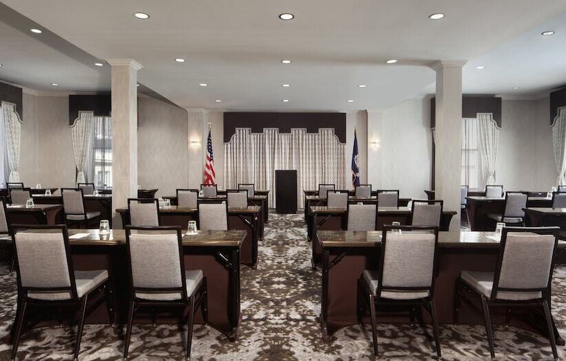 فندق Le Pavillon, New Orleans, A Tribute Portfolio