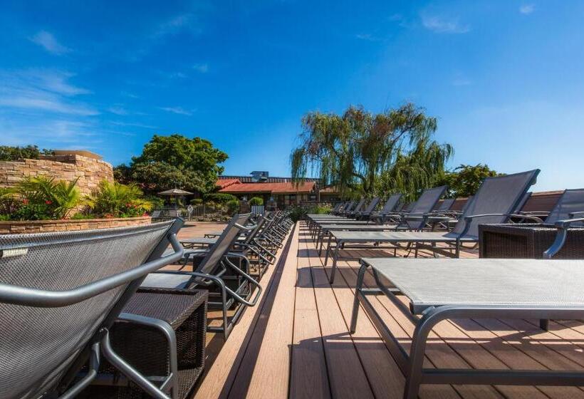 בית מלון כפרי Lodge Of Four Seasons Golf Resort, Marina & Spa