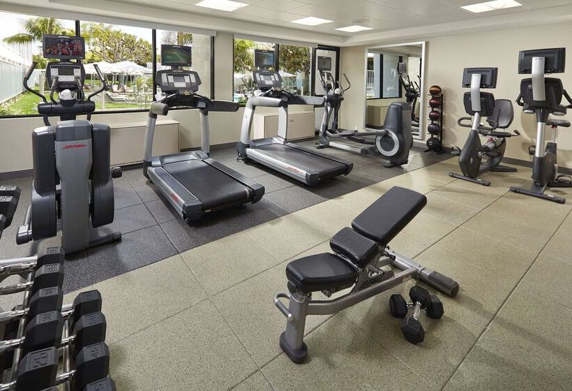בית מלון כפרי Mdr Marina del Rey, a Doubletree by Hilton
