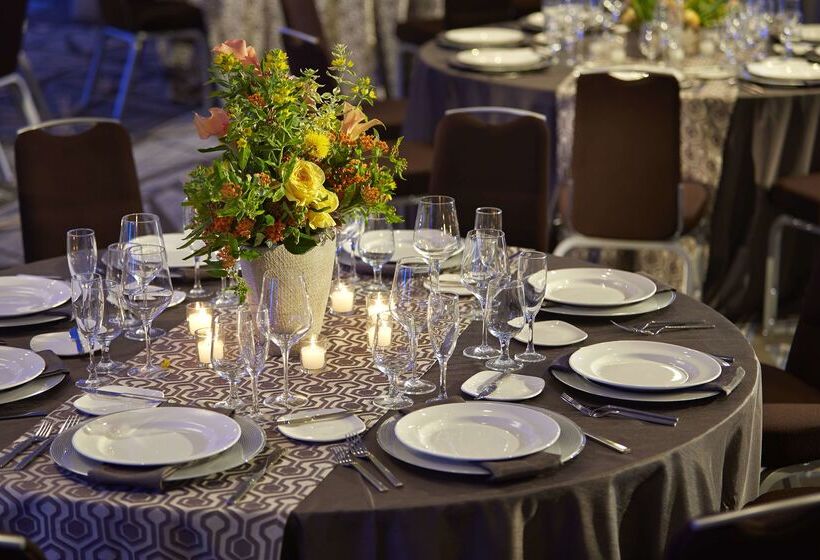 בית מלון כפרי Mdr Marina del Rey, a Doubletree by Hilton