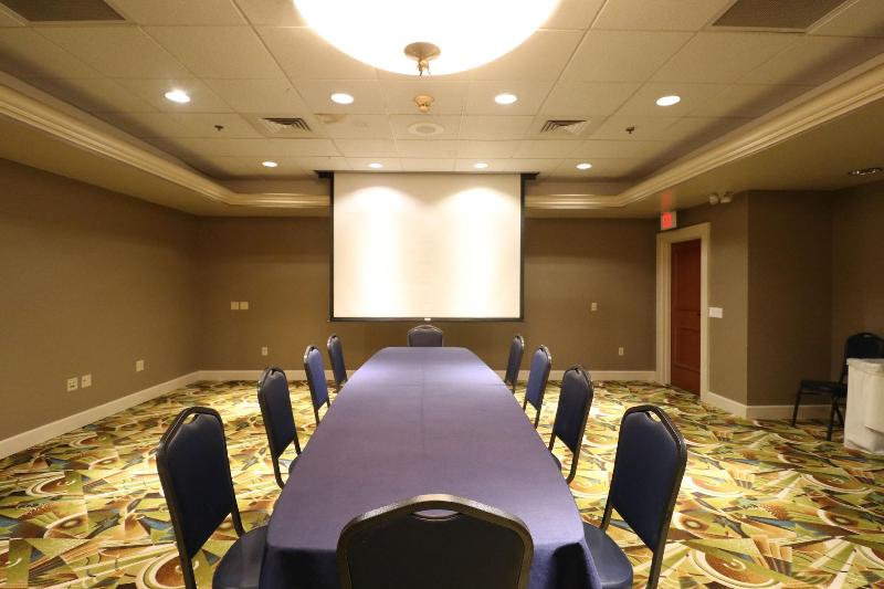 호텔 Mead Resorts & Conventions Center