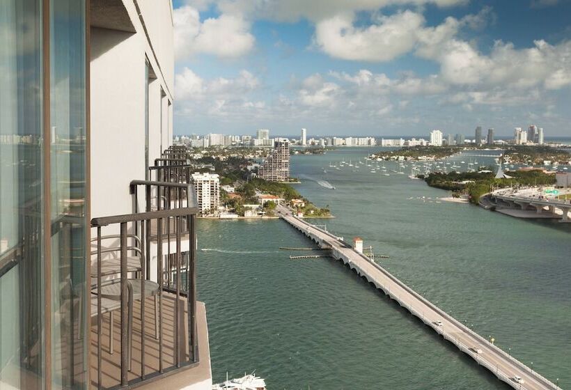 בית מלון כפרי Miami Marriott Biscayne Bay