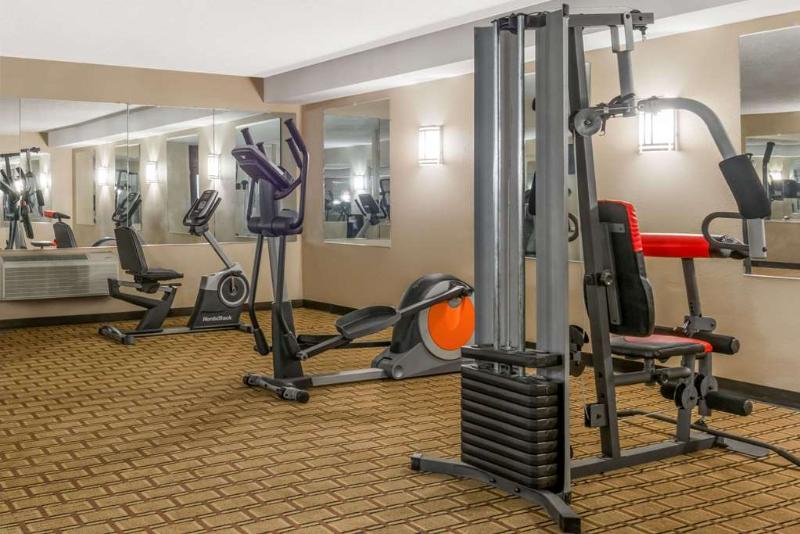 Surestay Plus Hotel By Best Western Lubbock Medical Center