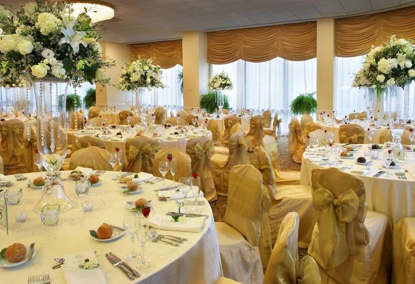 ホテル Teaneck Marriott At Glenpointe
