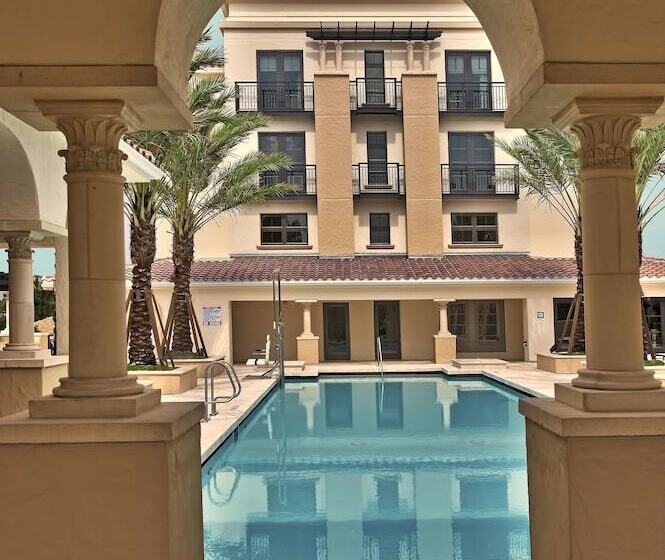בית מלון כפרי The Alfond Inn