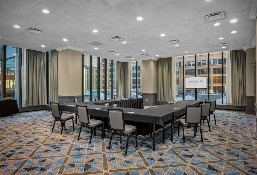 The Marquette Hotel, Curio Collection By Hilton