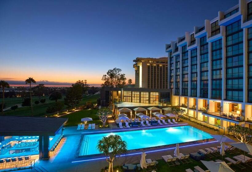 فندق Vea Newport Beach, A Marriott Resort & Spa