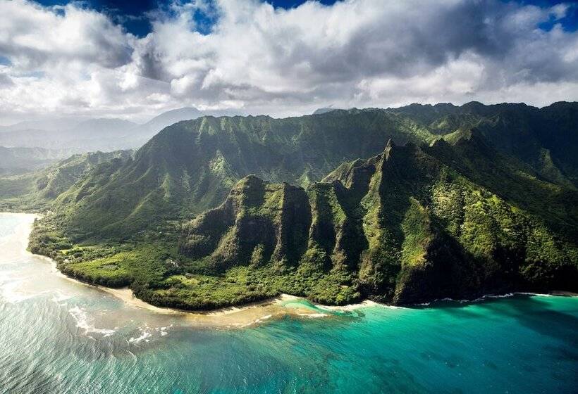 Outrigger Kauaʻi Beach Resort & Spa