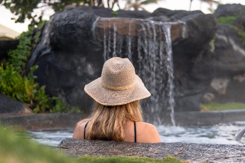 Outrigger Kauaʻi Beach Resort & Spa
