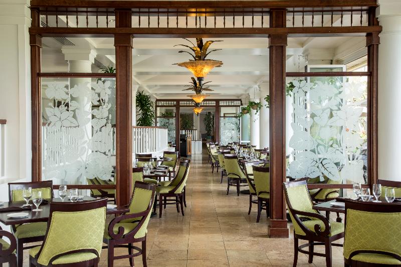 Outrigger Kauaʻi Beach Resort & Spa