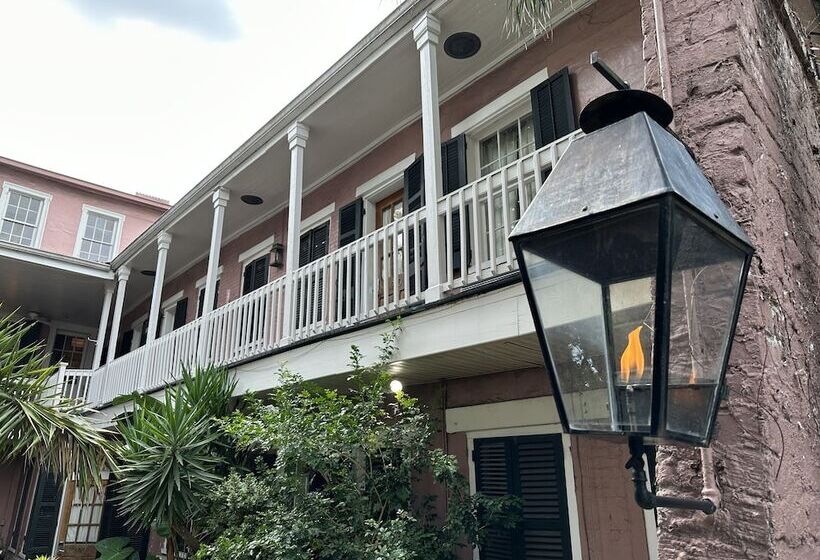 Lamothe House Hotel A French Quarter Guest Houses Property