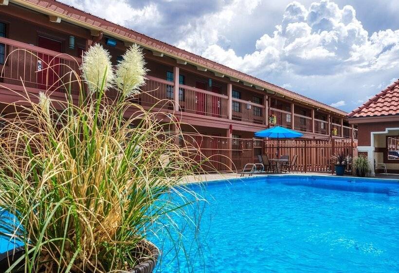 هتل San Mateo Inn
