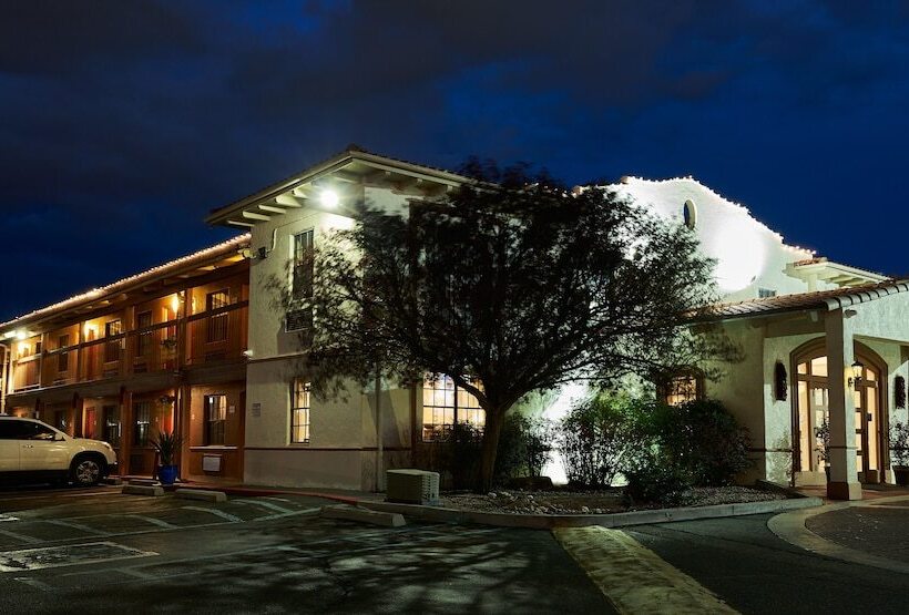 هتل San Mateo Inn