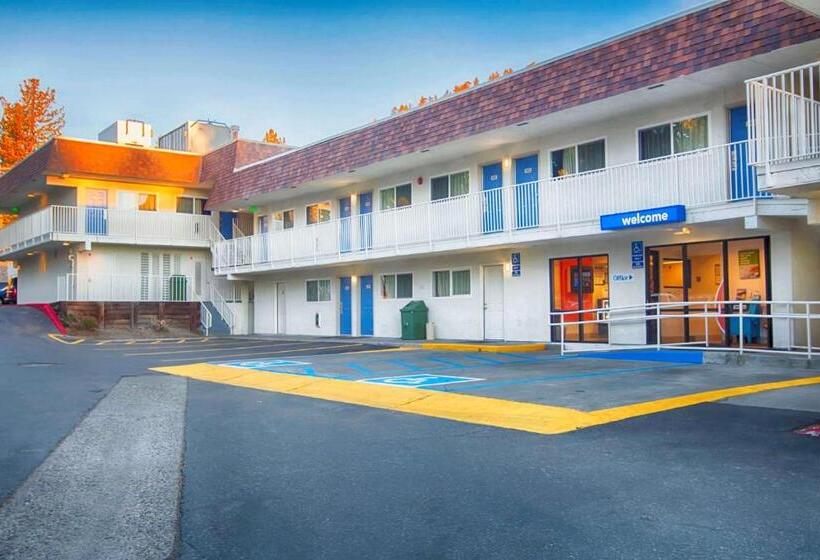 Motel 6 Mammoth Lakes, Ca