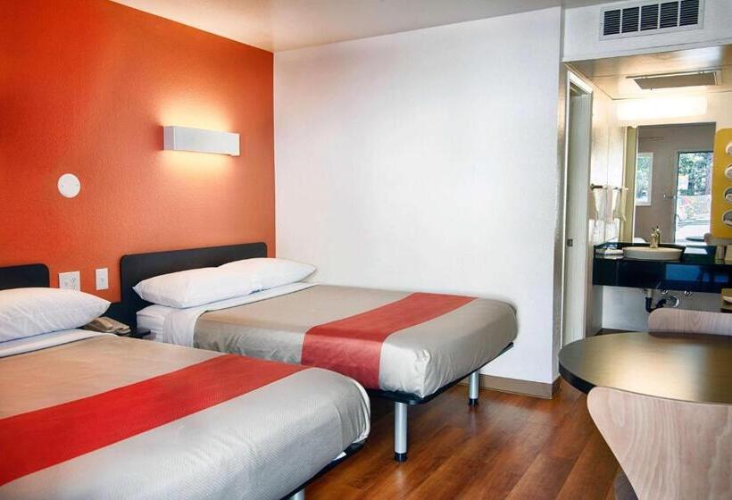 Motel 6 Mammoth Lakes, Ca