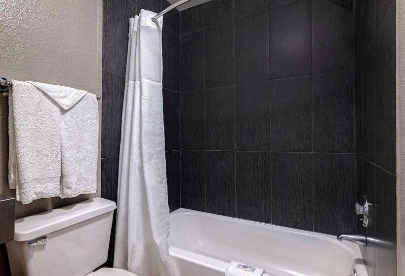 Motel 6buttonwillow, Ca Central