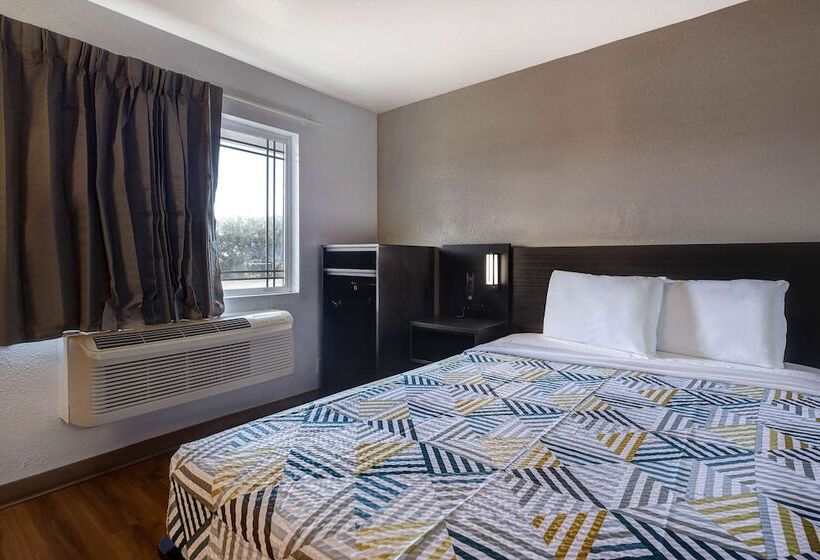 Motel 6buttonwillow, Ca Central