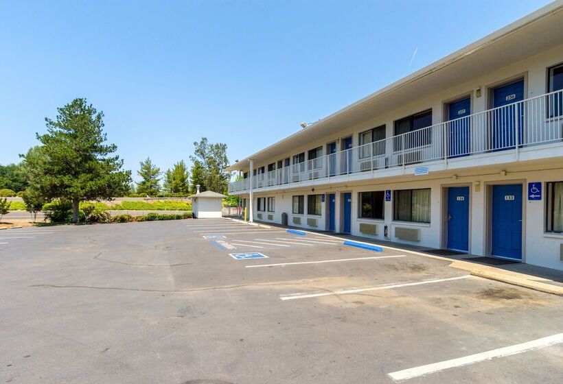 Motel 6redding, Ca  Central