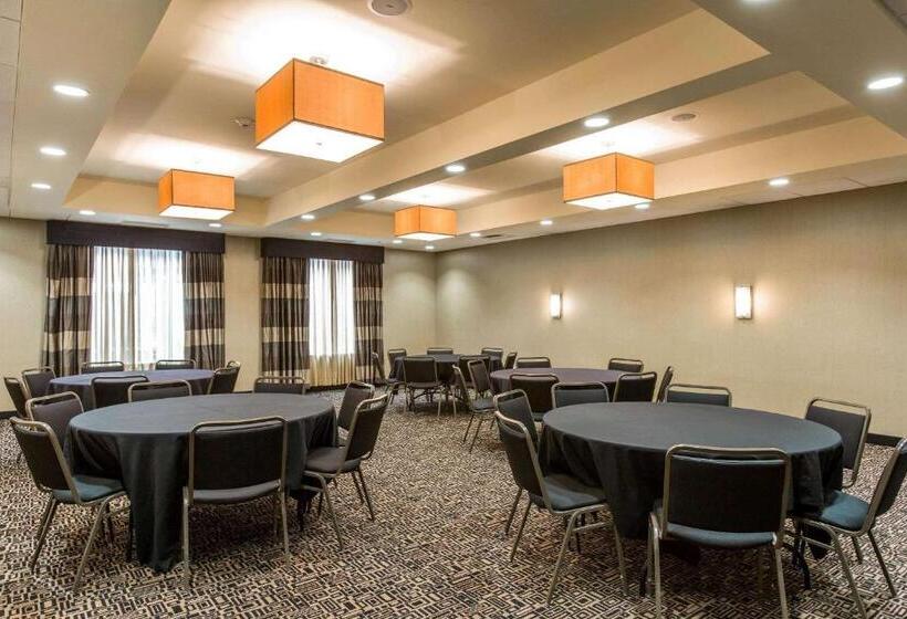 مُتل Cambria Hotel Rapid City Near Mount Rushmore