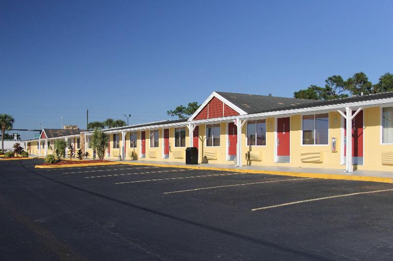 فندق على الطريق Knights Inn Punta Gorda