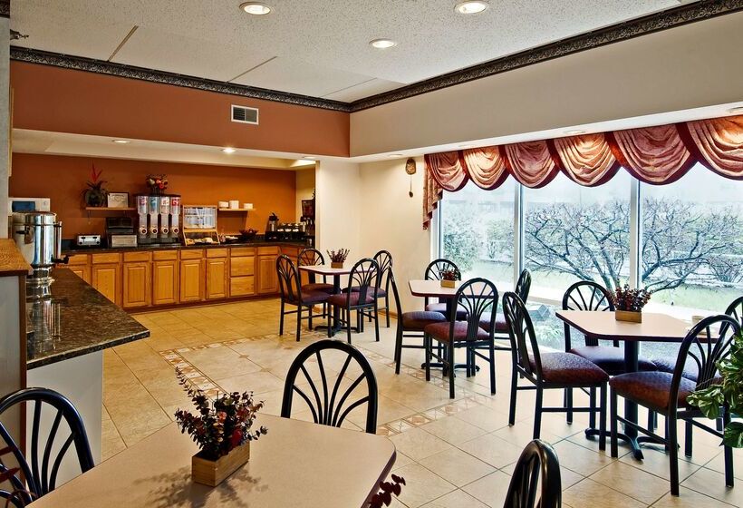 ホテル Americas Best Value Inn Waukegan