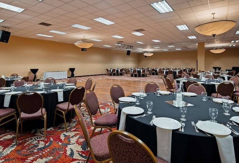 Best Western Plus Hotel & Conference Center