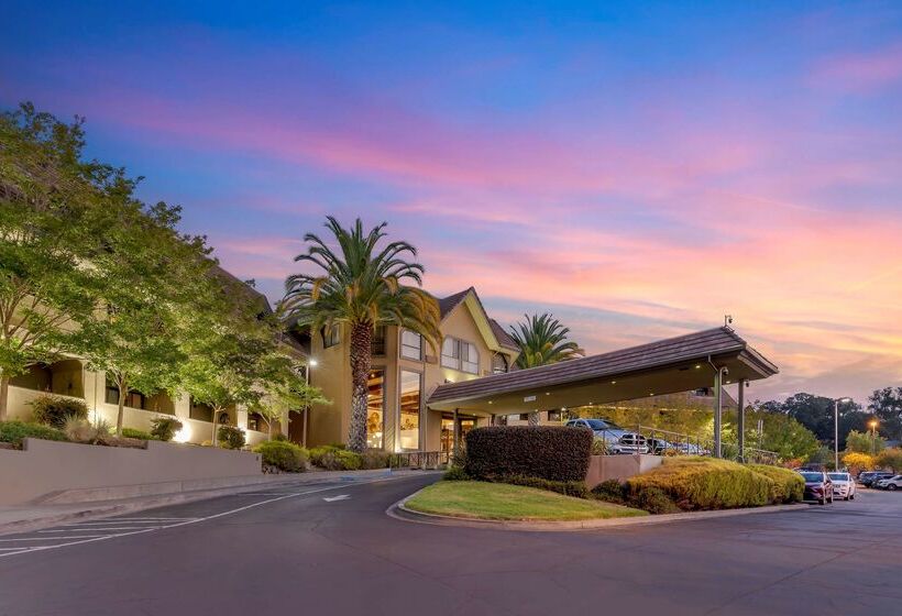בית מלון כפרי Best Western Plus Novato Oaks Inn