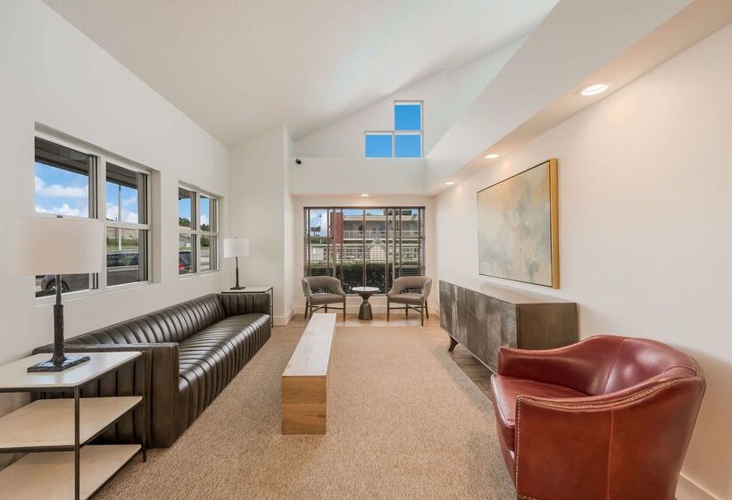 هتل Best Western University Inn